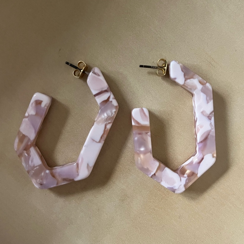 Madewell pink marble pattern geometric shape earrings